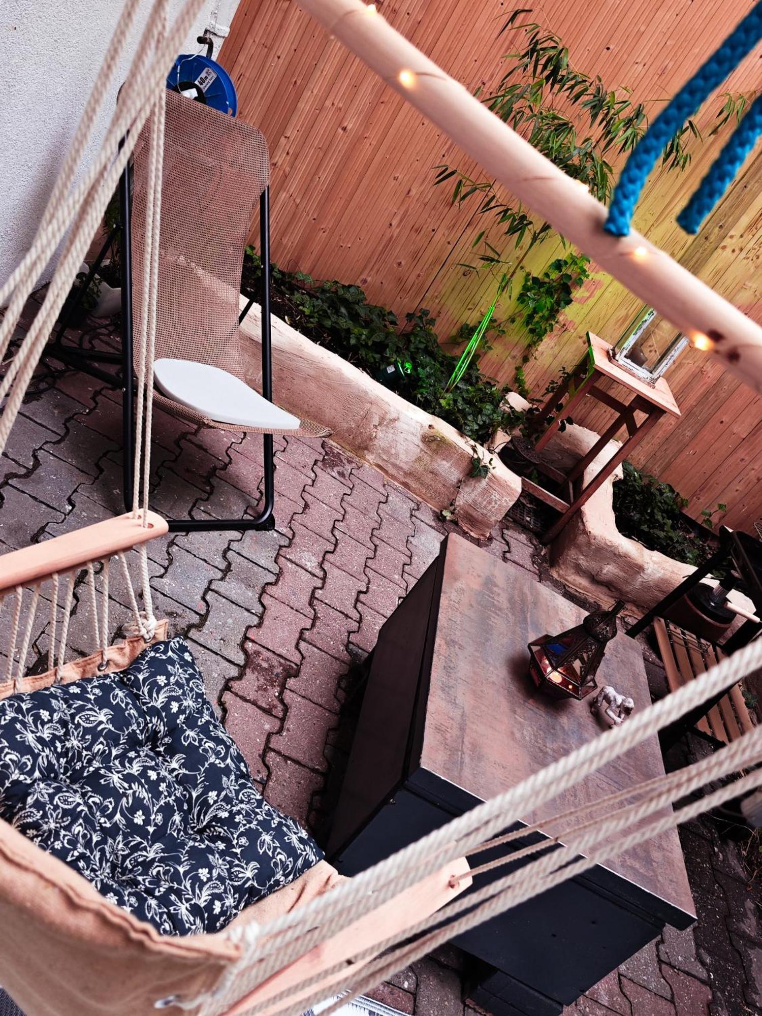 Vintage Room With Garden View Bratislava Ngoại thất bức ảnh