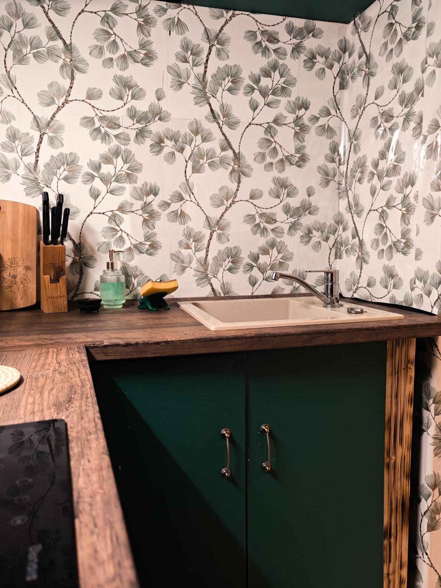 Vintage Room With Garden View Bratislava Ngoại thất bức ảnh
